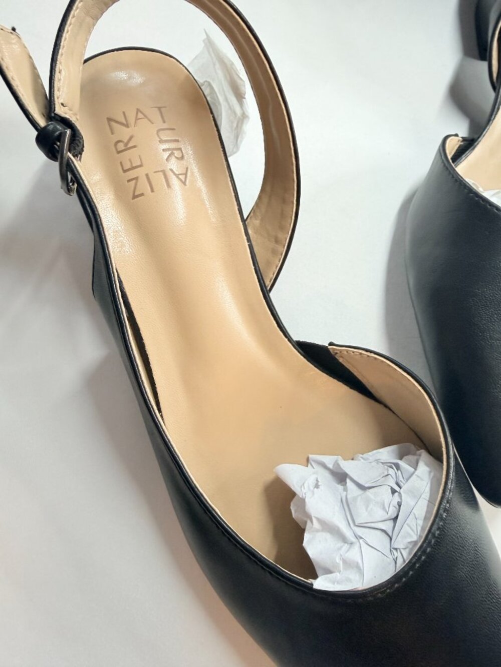Naturalizer Banks Slingback Pumps Black Leather Pointed Toe Women's Size 8-9.5 - Picture 7 of 7